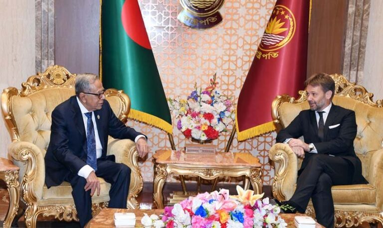 President M Abdul Hamid seeks increased French investment in IT sector